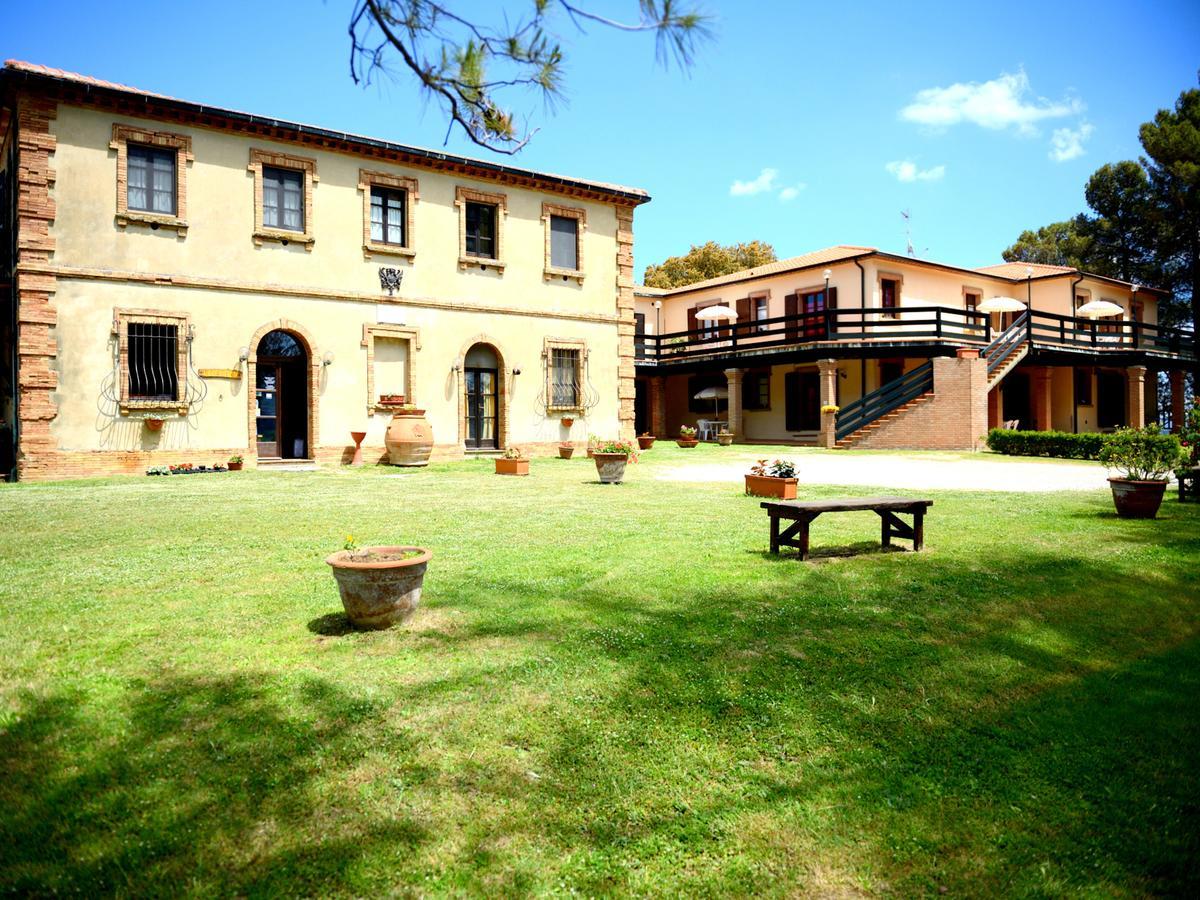 San Francesco Aparthotel Pomarance Εξωτερικό φωτογραφία